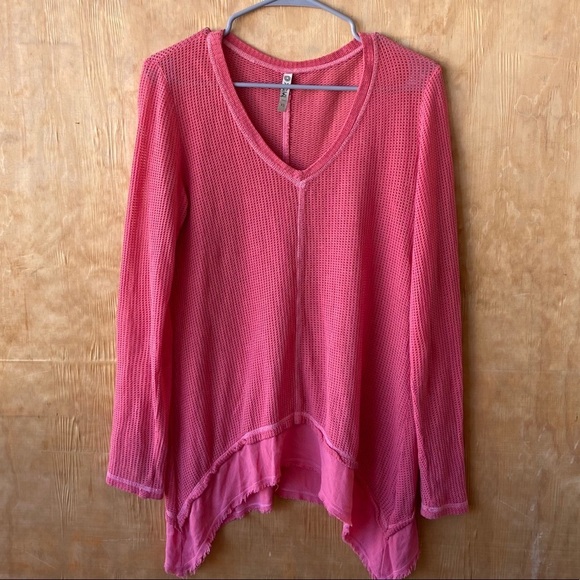 XCVI Assymetrical long Sleeve Hot Pink Mesh Blouse V neck Top - Picture 3 of 11